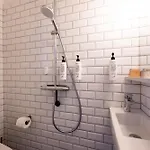 Comfortable 2br For 6 Near Tivoli & Center Apartment Copenhagen