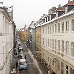 Comfortable 2br For 6 Near Tivoli & Center Apartment Copenhagen