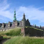 Comfortable 2br For 6 Near Tivoli & Center Apartment Copenhagen