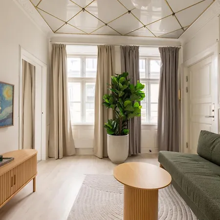 Comfortable 2br For 6 Near Tivoli & Center * Kopenhaga