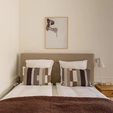 Apartament Comfortable 2br For 6 Near Tivoli & Center Kopenhaga