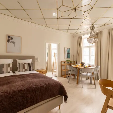 Apartament Comfortable 2br For 6 Near Tivoli & Center