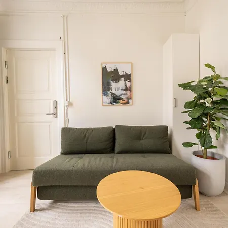 Apartament Comfortable 2br For 6 Near Tivoli & Center *