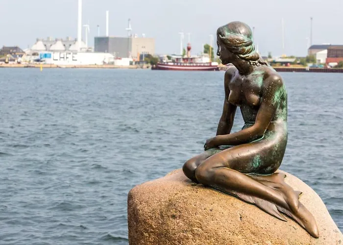 Apartment Comfortable 2br For 6 Near Tivoli & Center